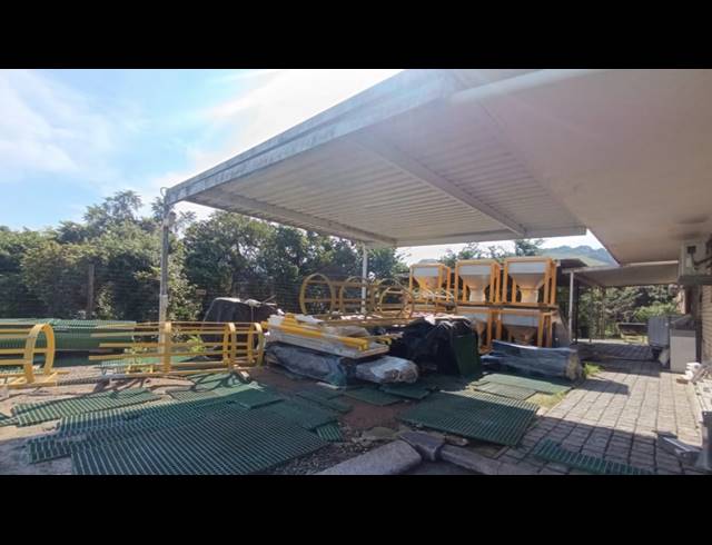 1,397M² WAREHOUSE TO LET IN MAHOGANY RIDGE